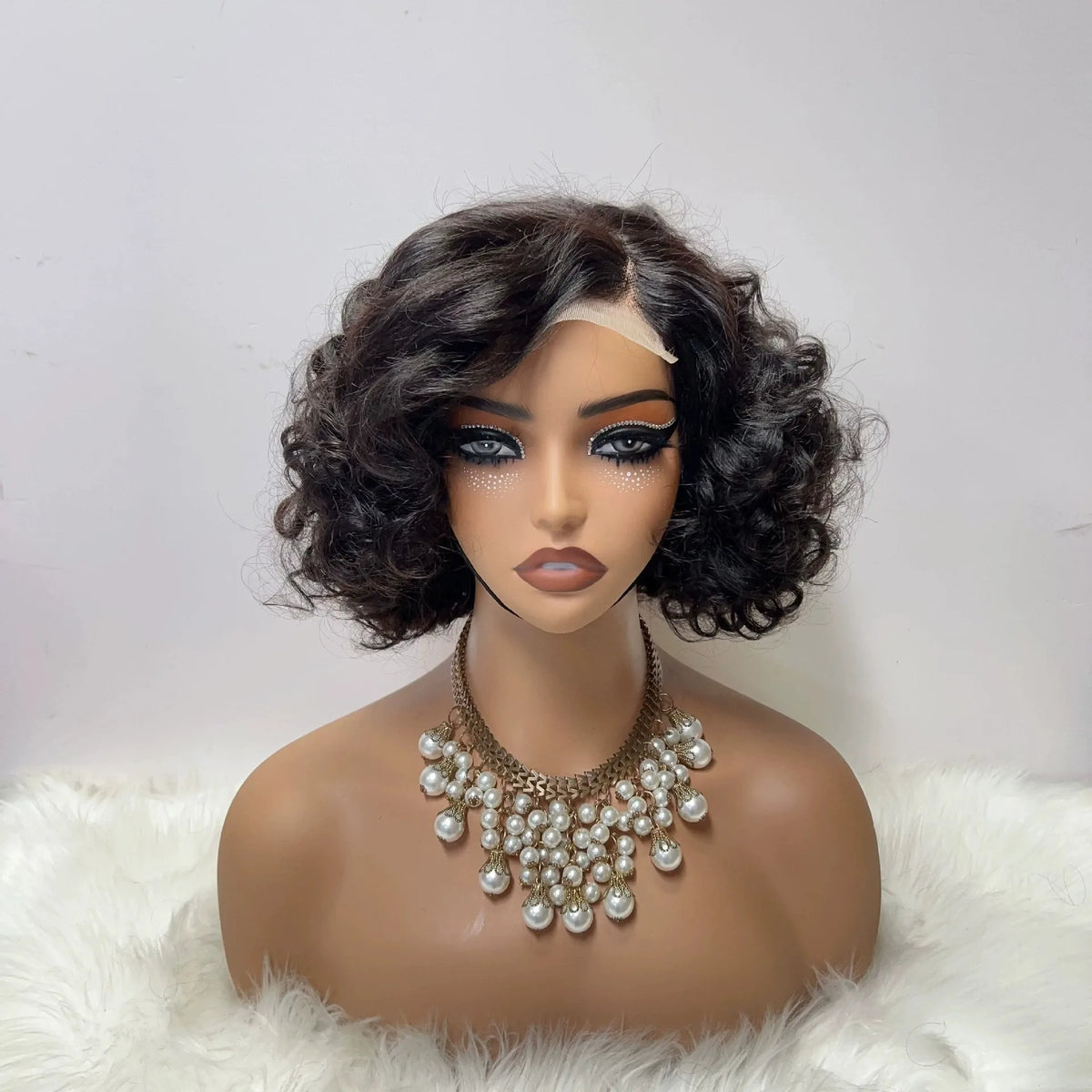 Perruque bouclée en cheveux humains, dentelle transparente 4 × 4